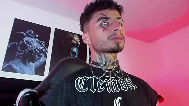 Snapshot of JuanCamiilo_66 chatting on October 17, 2025, 3:10 am JuanCamiilo 66 online show from October 17, 2025, 3:10 am