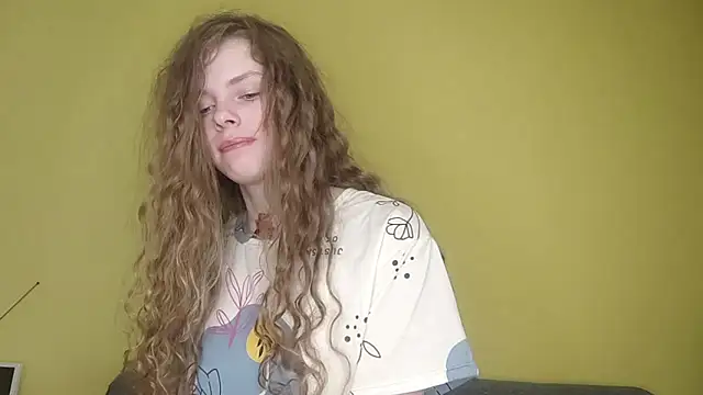 RayaNenlia online show from February 24, 2026, 6:36 am