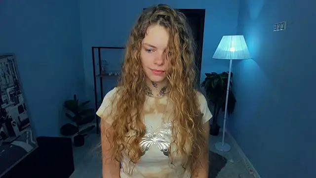 Snapshot of RayaNenlia chatting on October 27, 2025, 5:08 am RayaNenlia online show from October 27, 2025, 5:08 am