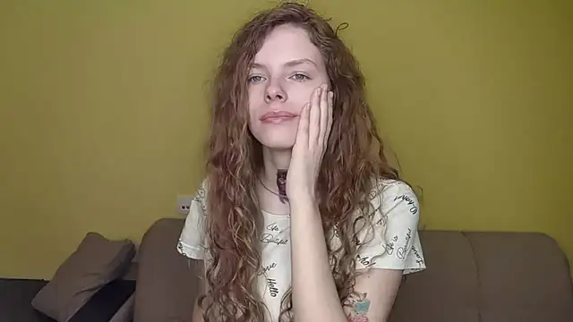 RayaNenlia online show from March 2, 2026, 5:19 am