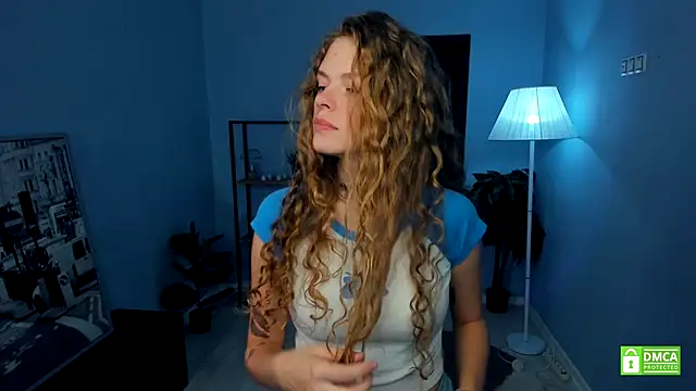 Snapshot of RayaNenlia chatting on November 11, 2025, 5:02 am RayaNenlia online show from November 11, 2025, 5:02 am