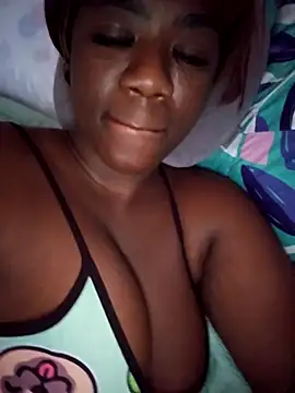 Snapshot of AfroditaRoy chatting on March 9, 2025, 3:05 pm AfroditaRoy online show from March 9, 2025, 3:05 pm