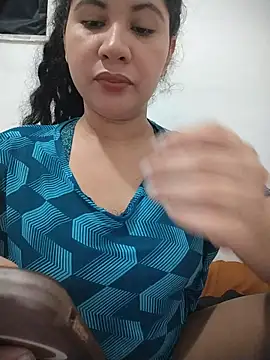 Yara0k online show from July 30, 2026, 7:29 am