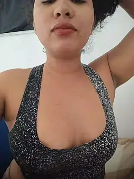 Yara0k online show from July 20, 2026, 12:29 pm
