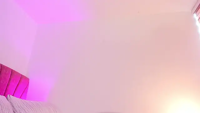 Snapshot of Melody_bonnie chatting on November 4, 2025, 12:09 pm Melody bonnie online show from November 4, 2025, 12:09 pm