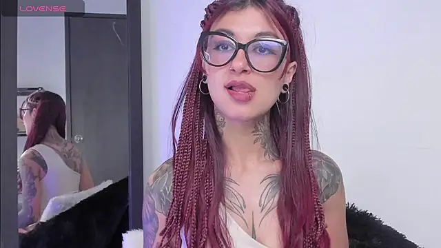 noemi foxxx online show from May 5, 2026, 2:42 pm