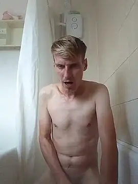 Snapshot of Mrleitenant chatting on November 2, 2025, 12:32 pm Mrleitenant online show from November 2, 2025, 12:32 pm