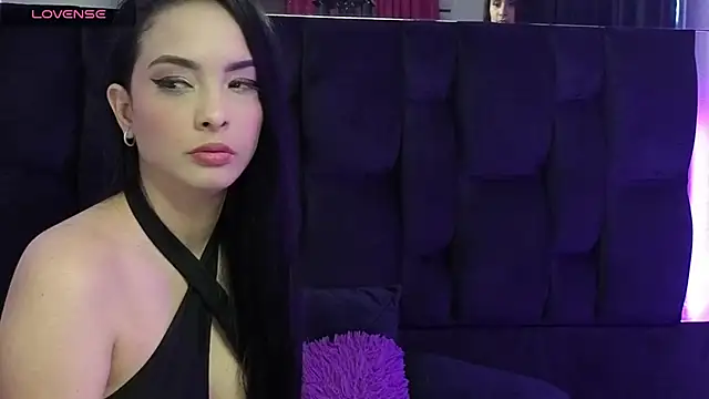 Snapshot of agatha_lovee chatting on July 18, 2026, 6:38 pm agatha lovee online show from July 18, 2026, 6:38 pm