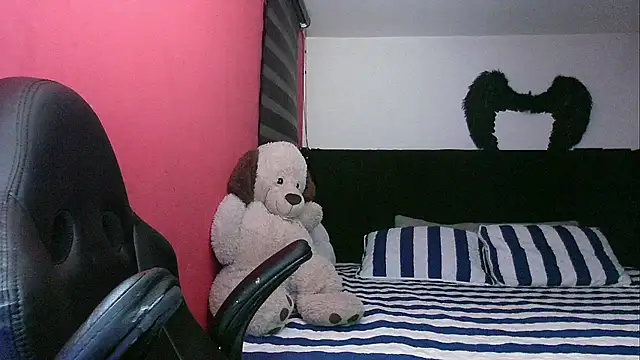 Snapshot of charlotedoll chatting on February 9, 2026, 2:31 am charlotedoll online show from February 9, 2026, 2:31 am