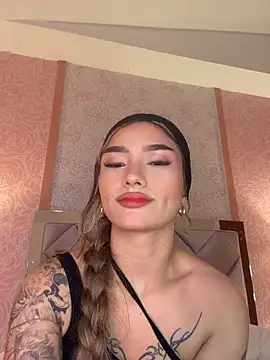 Arianavillada online show from April 28, 2026, 3:33 am