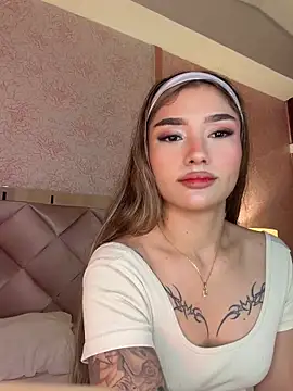 Arianavillada online show from April 23, 2026, 3:46 am