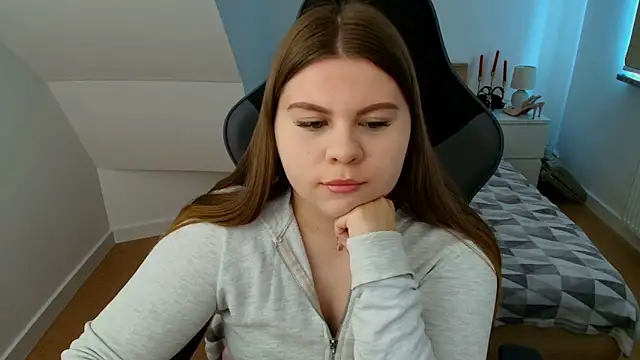 AbbyPleasure online show from May 7, 2026, 10:07 am
