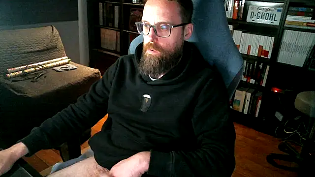 MeSteff online show from May 7, 2026, 7:17 pm