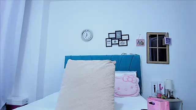 kamila lopez online show from March 2, 2026, 8:49 pm