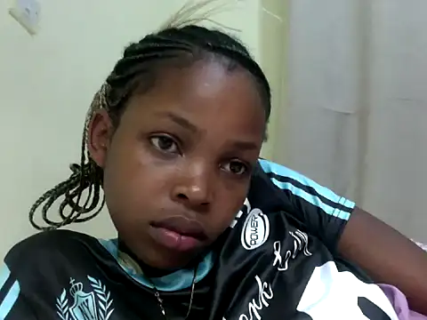 Snapshot of queen-sasha chatting on February 20, 2026, 8:44 pm queen-sasha online show from February 20, 2026, 8:44 pm