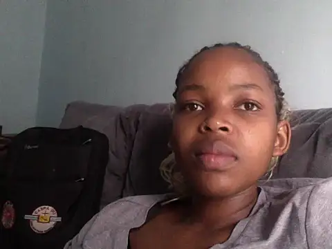 Snapshot of queen-sasha chatting on July 5, 2026, 11:28 am queen-sasha online show from July 5, 2026, 11:28 am