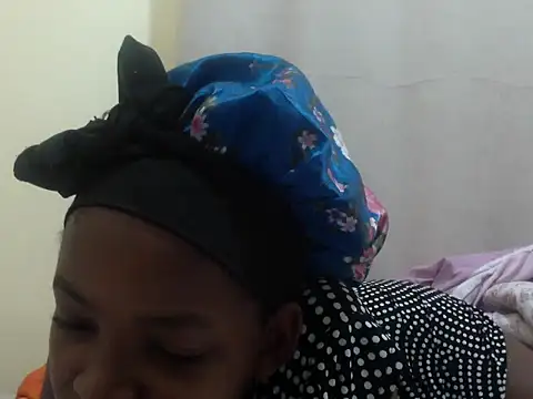 Snapshot of queen-sasha chatting on July 4, 2026, 9:15 am queen-sasha online show from July 4, 2026, 9:15 am