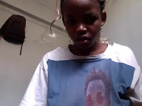 Snapshot of queen-sasha chatting on July 9, 2026, 8:26 am queen-sasha online show from July 9, 2026, 8:26 am