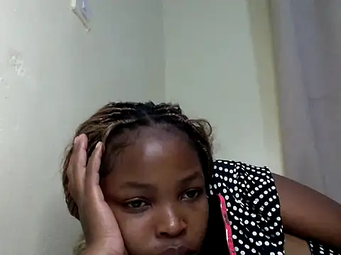 Snapshot of queen-sasha chatting on July 11, 2026, 9:37 pm queen-sasha online show from July 11, 2026, 9:37 pm