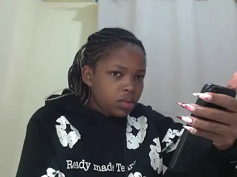 Snapshot of queen-sasha chatting on February 23, 2026, 10:16 am queen-sasha online show from February 23, 2026, 10:16 am