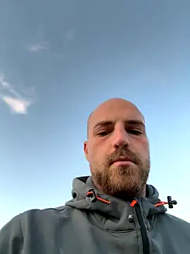 parallelo990 online show from October 24, 2025, 5:50 am