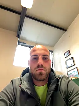 parallelo990 online show from October 23, 2025, 12:48 pm