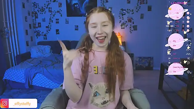 Snapshot of CallMeEffy1 chatting on November 1, 2025, 6:35 pm CallMeEffy1 online show from November 1, 2025, 6:35 pm