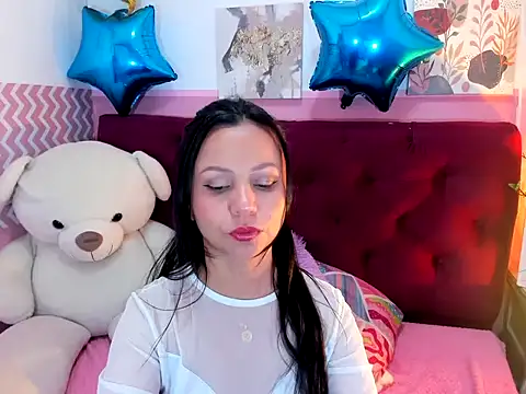 candysmitxxx online show from October 4, 2025, 3:19 am