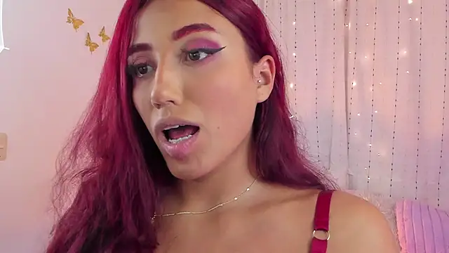 Snapshot of veronicaxx69 chatting on September 20, 2025, 1:43 am veronicaxx69 online show from September 20, 2025, 1:43 am