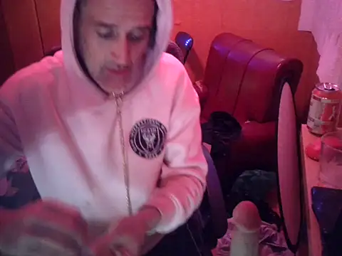 Snapshot of Lia_Y_PatrickX chatting on November 27, 2025, 10:16 am Lia Y PatrickX online show from November 27, 2025, 10:16 am