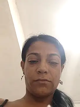 Hellen  4master online show from November 4, 2025, 4:33 pm