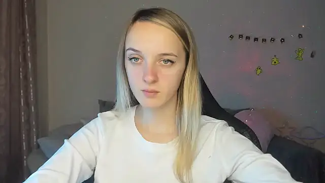 Snapshot of RouseReed chatting on October 31, 2025, 12:57 pm RouseReed online show from October 31, 2025, 12:57 pm