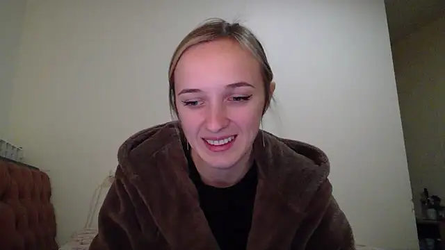 Snapshot of RouseReed chatting on October 15, 2025, 9:28 am RouseReed online show from October 15, 2025, 9:28 am