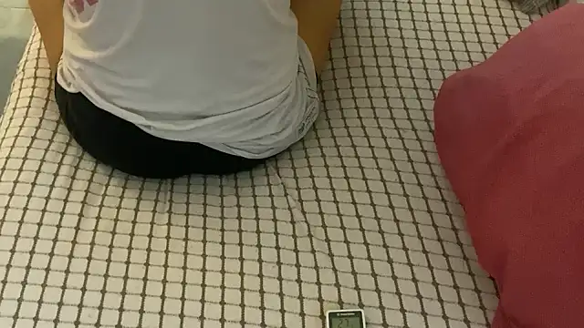 Snapshot of Ceyceys chatting on October 7, 2025, 8:04 am Ceyceys online show from October 7, 2025, 8:04 am