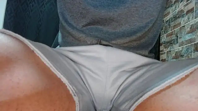 babyrecord1 online show from February 23, 2025, 9:59 pm