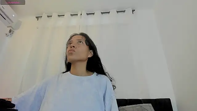 Snapshot of lexyfyre chatting on May 8, 2026, 11:25 am lexyfyre online show from May 8, 2026, 11:25 am