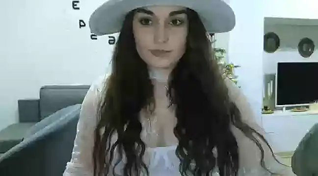 me lissa sun13 online show from December 25, 2024, 3:29 am