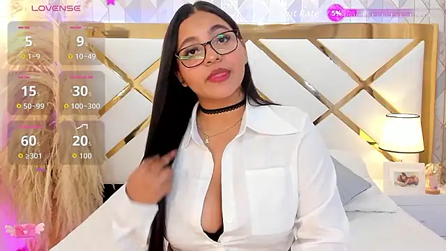 Snapshot of EmmaWeest chatting on September 25, 2025, 10:05 pm EmmaWeest online show from September 25, 2025, 10:05 pm
