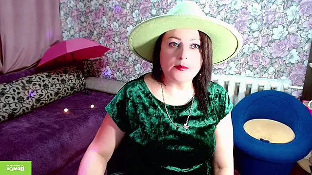 Snapshot of Julia-ru chatting on September 24, 2025, 8:15 pm Julia-ru online show from September 24, 2025, 8:15 pm