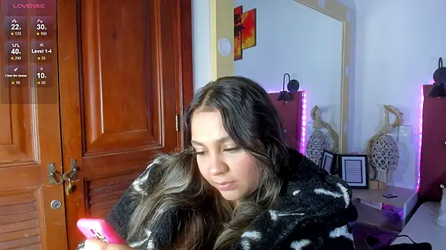 Abril Gomez06 online show from January 9, 2026, 9:33 pm