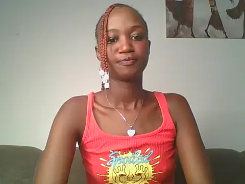 Snapshot of MissLilly1 chatting on May 19, 2026, 7:15 am MissLilly1 online show from May 19, 2026, 7:15 am