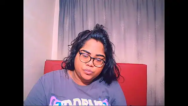 Indian Lola00 online show from October 12, 2025, 7:32 am