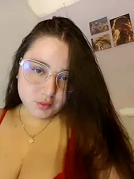 Snapshot of LunaGil1 chatting on March 13, 2025, 2:12 pm LunaGil1 online show from March 13, 2025, 2:12 pm