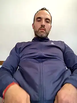 Snapshot of leon3875 chatting on October 21, 2025, 3:33 pm leon3875 online show from October 21, 2025, 3:33 pm