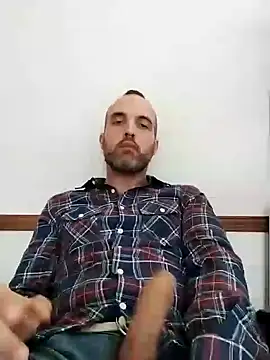 Snapshot of leon3875 chatting on January 14, 2025, 3:36 pm leon3875 online show from January 14, 2025, 3:36 pm