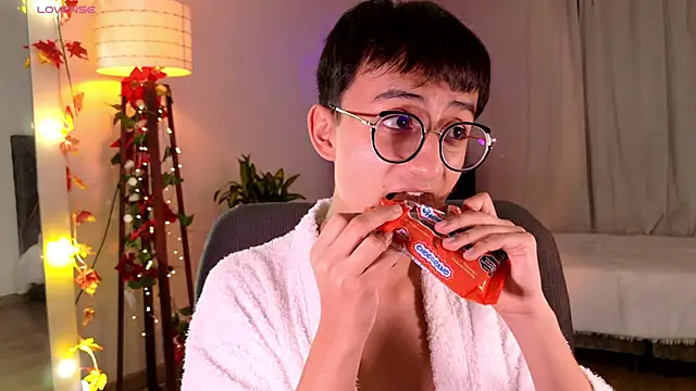 Snapshot of Mr_evan1 chatting on February 24, 2025, 3:42 pm Mr evan1 online show from February 24, 2025, 3:42 pm