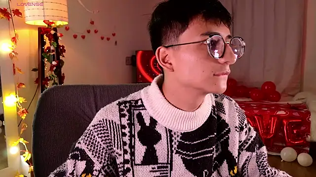 Snapshot of Mr_evan1 chatting on February 11, 2025, 12:15 pm Mr evan1 online show from February 11, 2025, 12:15 pm