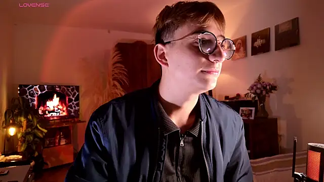 Snapshot of Mr_evan1 chatting on October 14, 2025, 4:07 pm Mr evan1 online show from October 14, 2025, 4:07 pm