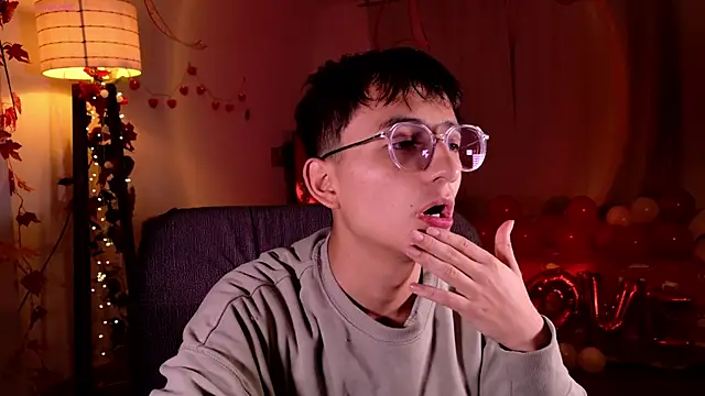 Snapshot of Mr_evan1 chatting on February 7, 2025, 2:58 pm Mr evan1 online show from February 7, 2025, 2:58 pm