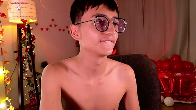 Snapshot of Mr_evan1 chatting on February 9, 2025, 4:29 pm Mr evan1 online show from February 9, 2025, 4:29 pm